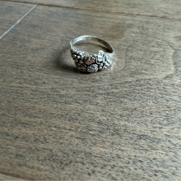 925 Sterling Silver Jewelry - Sterling Silver Floral Grape Cluster Ring - size 4.5